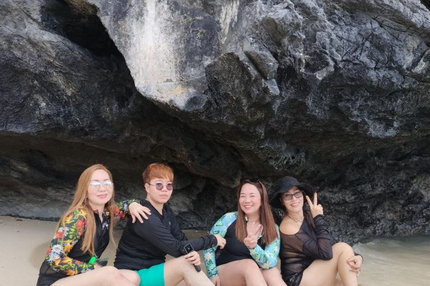 Unforgettable Moments in El Nido: Enjoying Tour A and Land Adventures with Family and Friends thumbnail